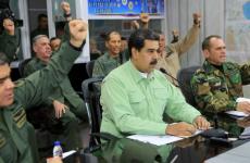 مادورو وقادة جيشه