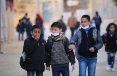 طلاب المدارس كورونا