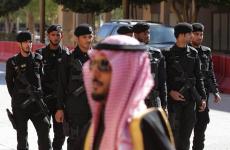 شرطة في فندق ريتز كارلتون.jpg