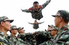 استعراض عسكري للجيش الصيني