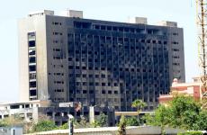 مقر الحزب الوطني الحاكم بعد حرقه