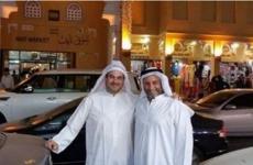 يظهر خلف الإسرائيليين سوق نايف الشعبي في دبي