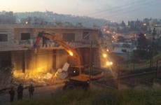 جانب من عملية الهدم