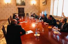 وفد من حماس في روسيا.jpg