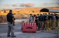 حاجز اسرائيلي.jpg