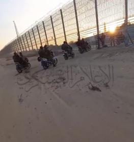 القسام في مستوطنات غلاف غزة " أرشيفية "