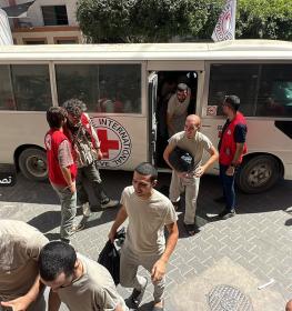 الإفراج عن الأسرى  أرشيفية