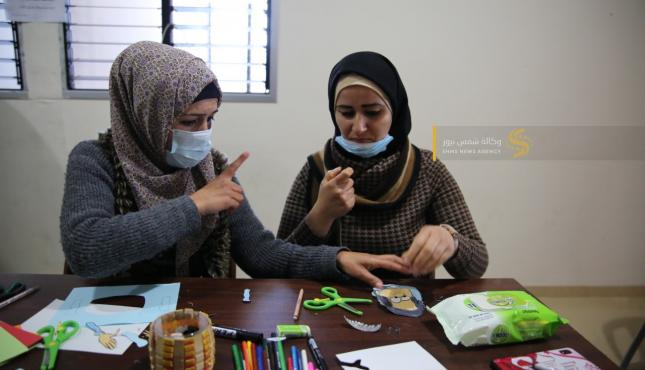 فتيات صم يبدعن في صناعة الأفلام بغزة ‫(11)‬.jpeg