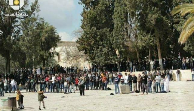 المصلون في المسجد الأقصى (4).jpg