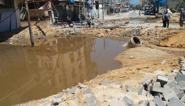 تعطل خطوط المياه نتيجة القصف (1).jpg