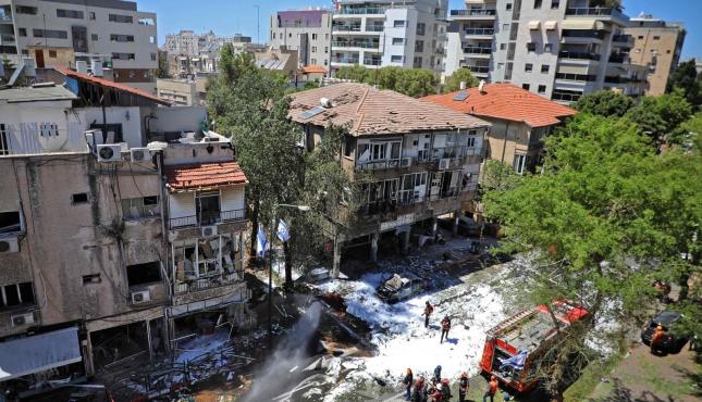 الدمار في تل أبيب بفعل صواريخ المقاومة (16).jpg