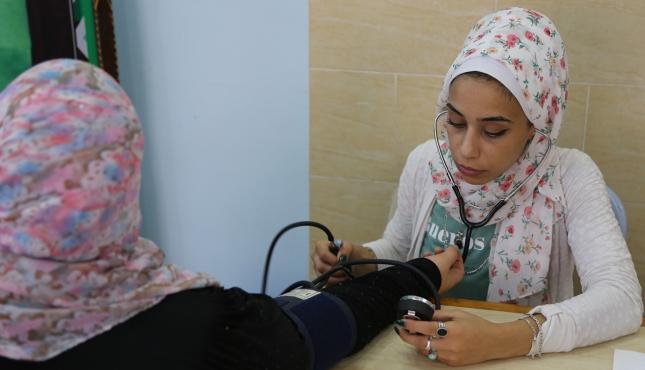 ابن النفيس يطلق اليوم الطبي المجاني (10).jpg