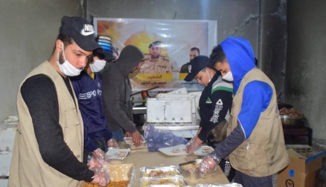 الجهاد توزع مئات وجبات الطعام على أهالي مخيم اليرموك بدمشق (3).jfif