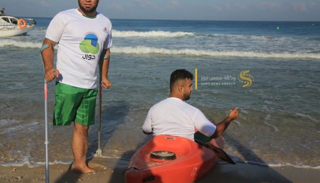 بطولة التجديف الشاطئية الأولى على بحر غزة