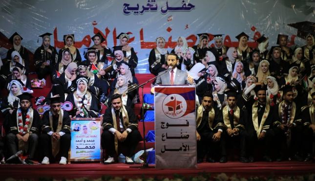 التجمع الإعلامي يحتفي بكوكبة من خريجي الإعلام بجامعات غزة 7.jpg