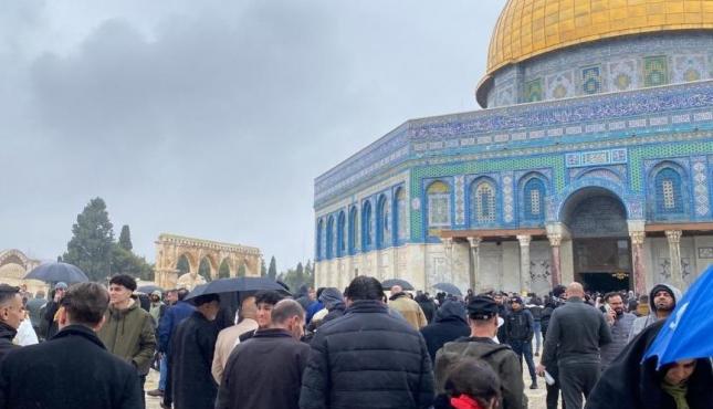 صلاة الجمعة بالأقصى