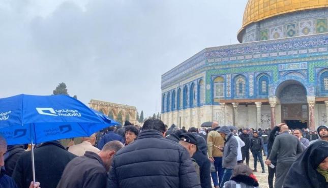 صلاة الجمعة بالأقصى