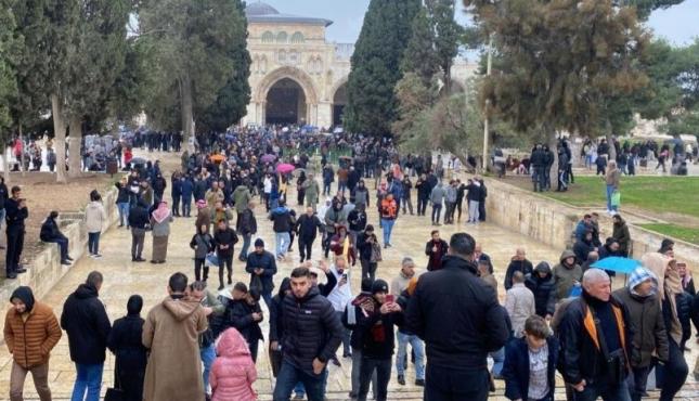 صلاة الجمعة بالأقصى