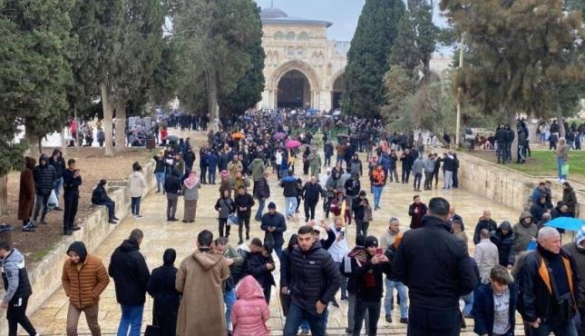 صلاة الجمعة بالأقصى