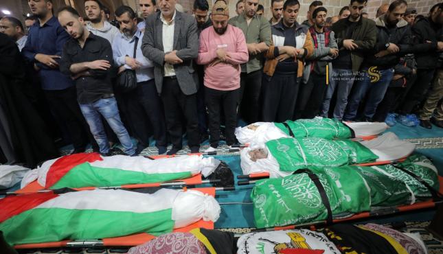 تشييع جثمان الشهيد القائد خليل البهيتني وعدد من أبناء شعبنا (12).jpg