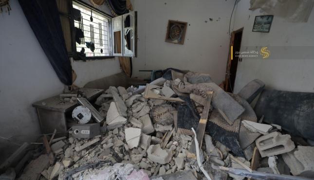 دمار منزل الشهيد خليل البهتيني قصف 7.jpeg