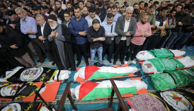 تشييع جثمان الشهيد القائد خليل البهيتني وعدد من أبناء شعبنا (4).jpg