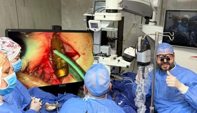 نجاح عملية جراحية معقدة في مصر لجريحة من غزة (2).jpg