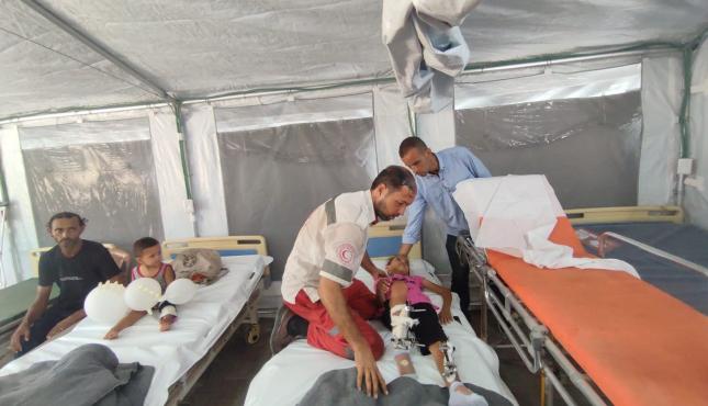 اجلاء مصابين من غزة