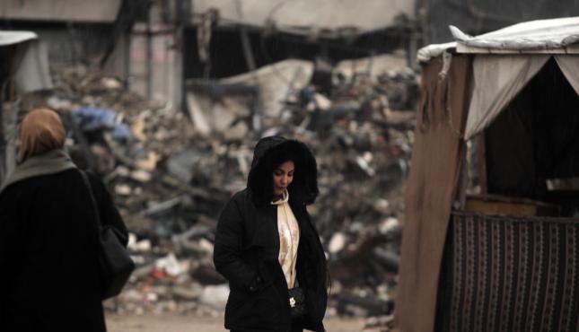 منخفض جوي .. الأمطار تغرق الخيام