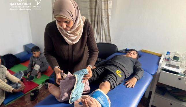 بالصور مستشفى حمد يستأنف العمل بمقره الرئيسي شمال غزة ويفتتح فرعا جديدا جنوب القطاع