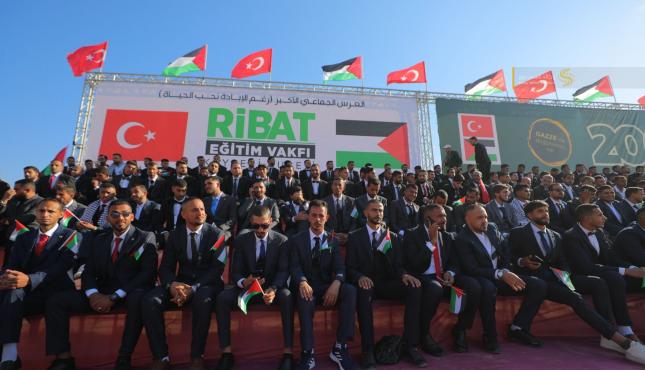 منظمة الرباط التركية تنظم حفل زواج جماعي لـ 203 عريس من غزة (16).jpeg