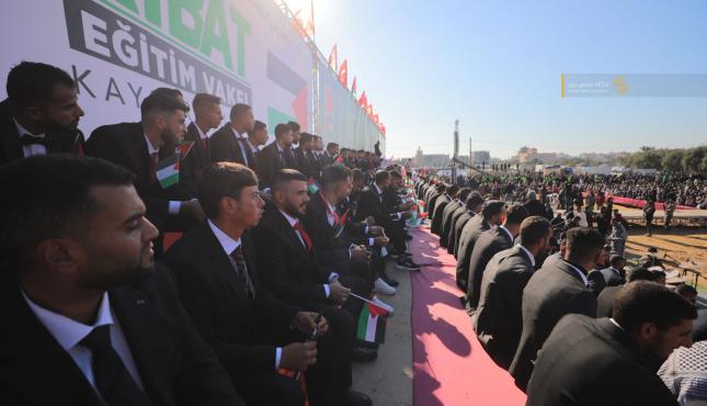 منظمة الرباط التركية تنظم حفل زواج جماعي لـ 203 عريس من غزة (15).jpeg