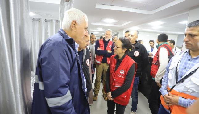الهلال الأحمر الفلسطيني يفتتح قسم الاستقبال والطوارئ المؤهل في مستشفى الأمل