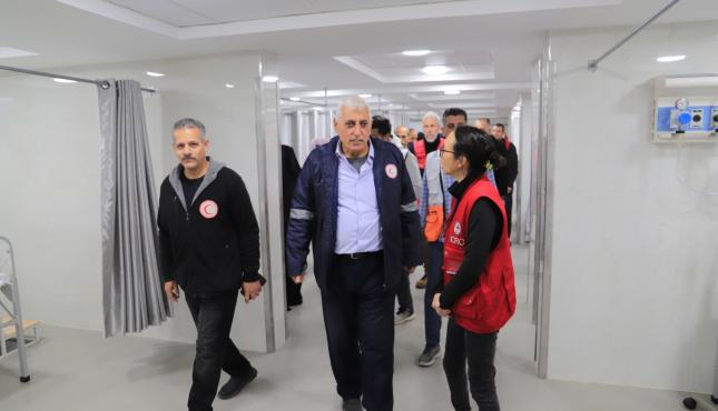 الهلال الأحمر الفلسطيني يفتتح قسم الاستقبال والطوارئ المؤهل في مستشفى الأمل