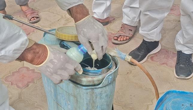 بالصور: مؤسسة هدائي تطلق حملة لمكافحة البعوض والبراغيت في رفح وخانيونس