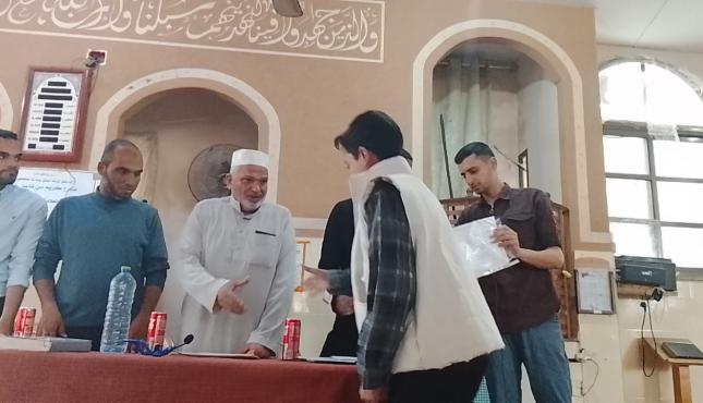 جمعية اقرأ الخيرية تكرم حفظة أجزاء من القرآن (2).jpeg