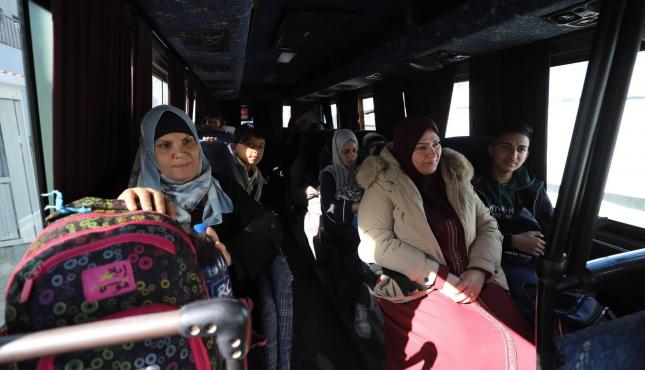 ‘إجلاء مرضى عبر معبر رفح (10).jpg