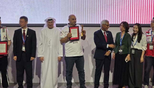 بالصور جمعية الهلال الأحمر الفلسطيني تتوج بلقب كأس العالم للإسعافات الأولية 2026 في دبي