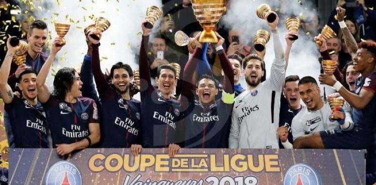 لاعبو باريس سان جيرمان الفرنسي