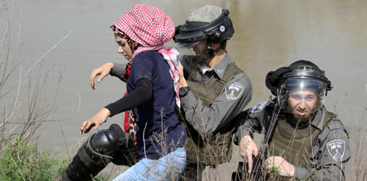 اعتقال فتاة - اعتقال سيدة  - اعتقال فلسطينية.png
