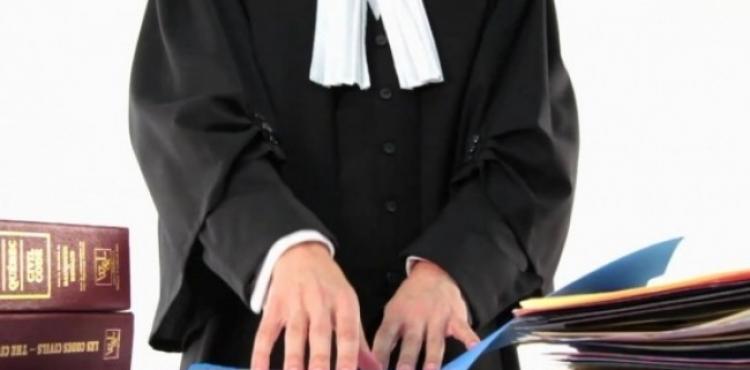 باحث قانوني