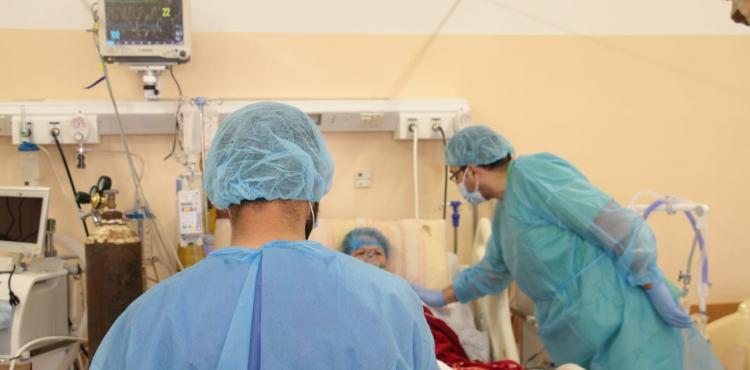 صور لمرضى كورونا من داخل العناية المركزة ‫(29208459)‬ ‫‬.jpg