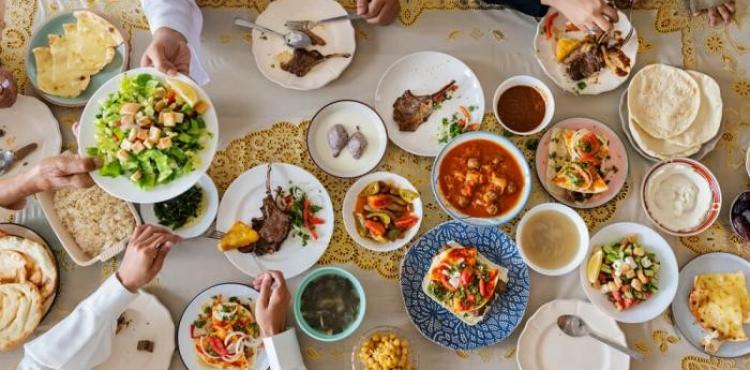 الافطار في رمضان.jpg