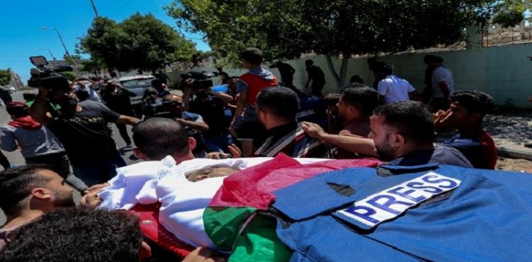 تشييع جثمان الصحفي أبو حسين (2).jpg