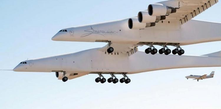 أضخم طائرة نفاثة في العالم.jpeg