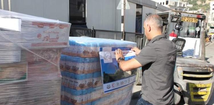 حملة الخليل لاغاثة أهالي غزة (2).jpg