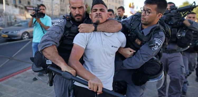 الاعتداء واعتقال شاب قرب باب العامود ‫(29077387)‬ ‫‬.jpeg