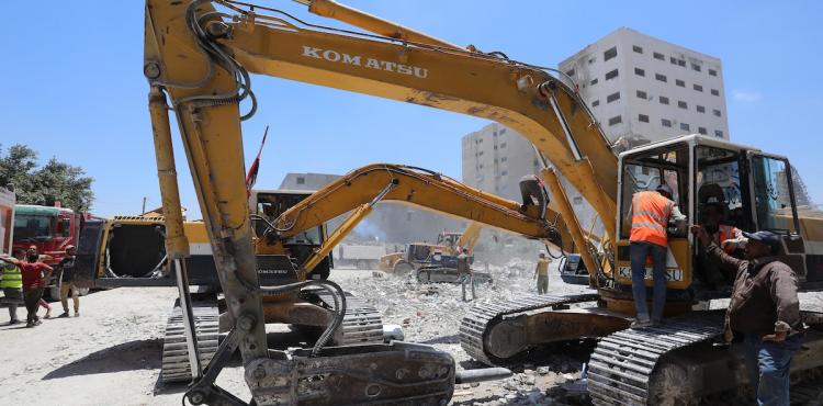 آلية مصرية بغزة.jpg