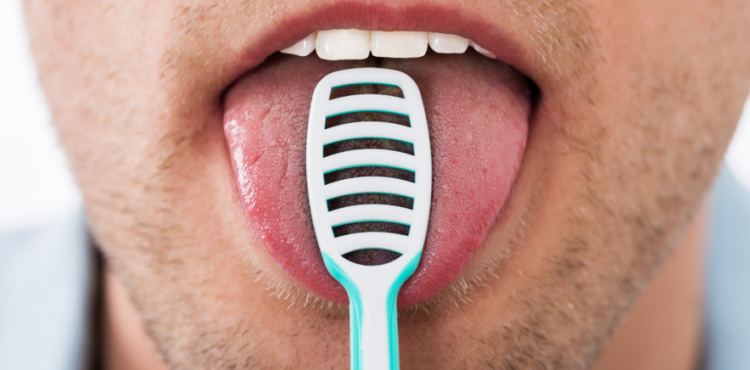 تنظيف اللسان.png