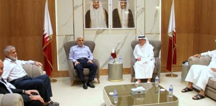 لقاء العمادي بالسنوار.jpg